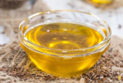 亞麻籽油廠家：亞麻籽油怎樣食用最好？